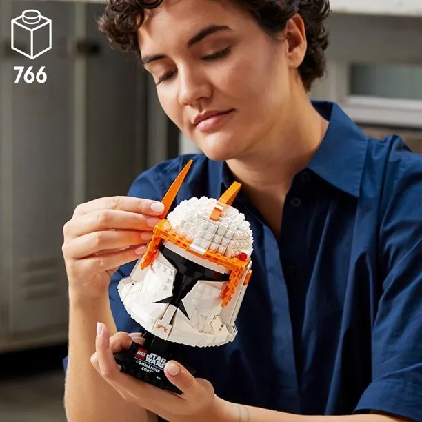 LEGO 75350 Star Wars Clone Commander Cody Helmet Collectible Set for Adults, The Clone Wars Memorabilia, Collection Gift Idea, Decor Display