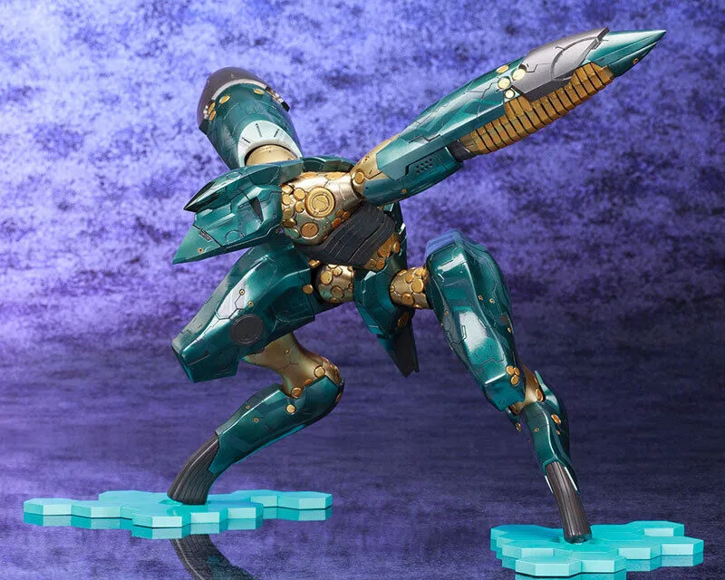 Metal Gear Solid 4 1/100 Guns of the Patriots Ray Model Kit KP266X