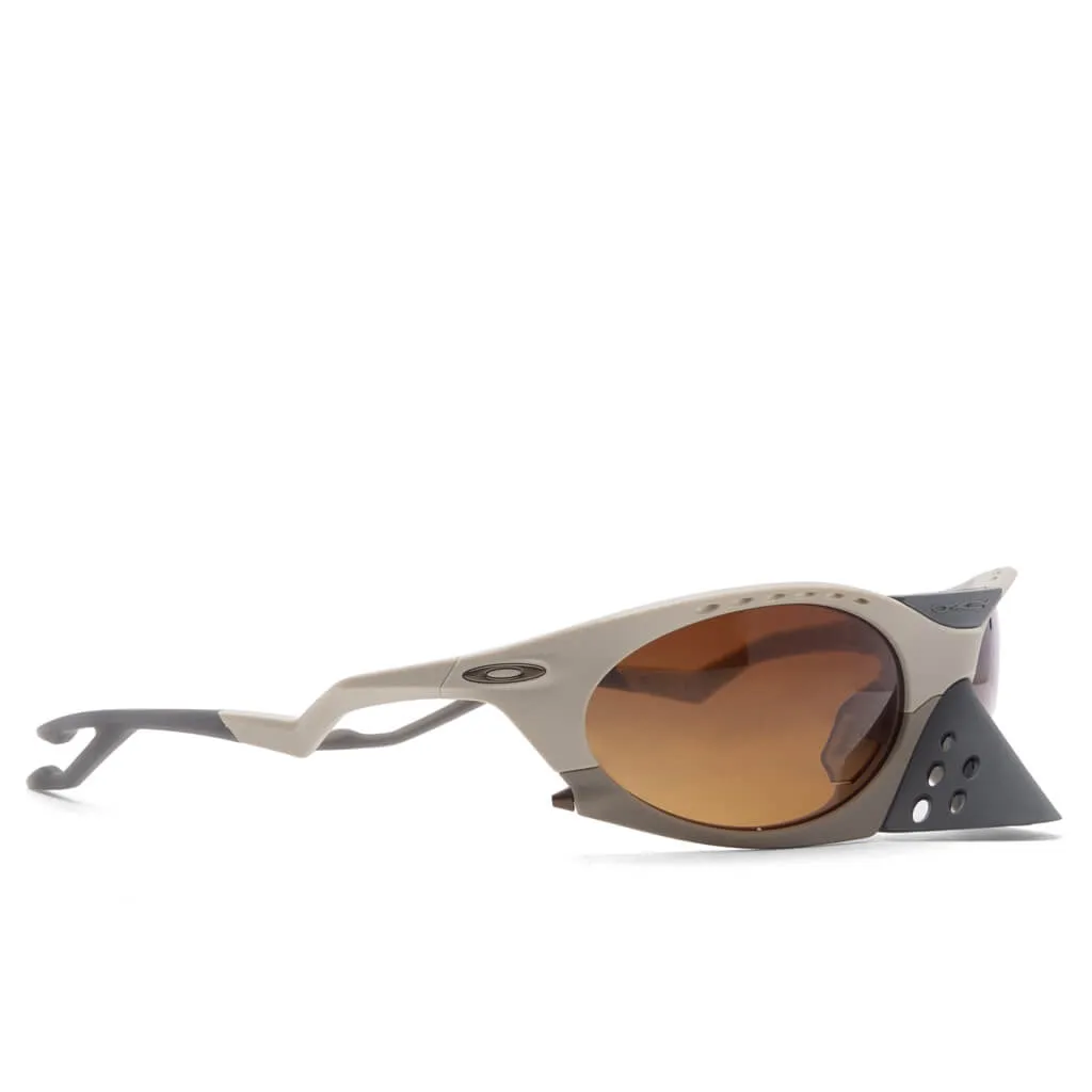 Oakley Plantaris - Matte Sand/Prizm Brown Gradient
