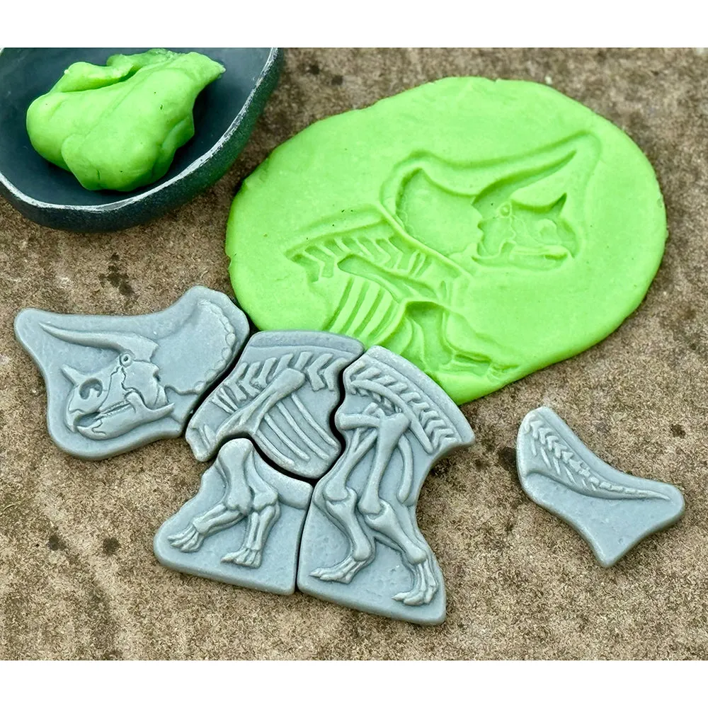 Prehistoric Fossil Dig & Build Set | 6 Dinosaur Skeletons Puzzle Kit