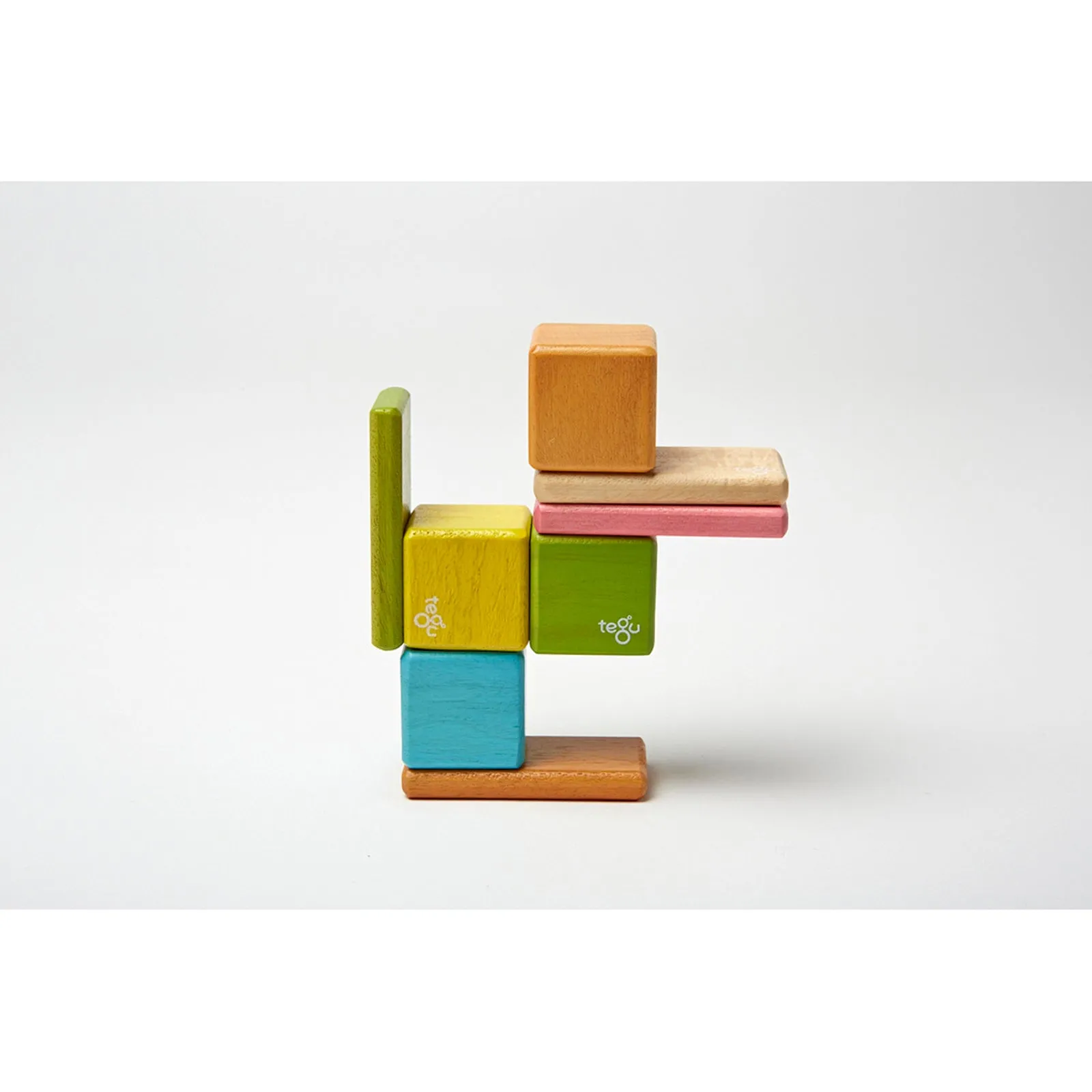 Tegu 8-Piece Magnetic Wooden Block Set - Pocket Pouch, Tints