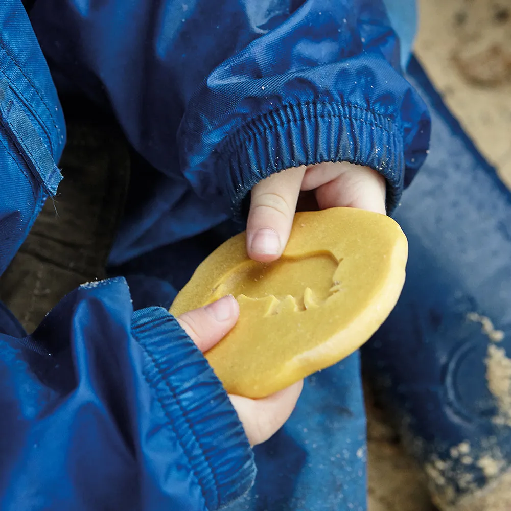 Yellow Door® Let's Investigate Safari Footprints Double-Sided Animal Stones
